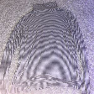 AE Striped Turtleneck